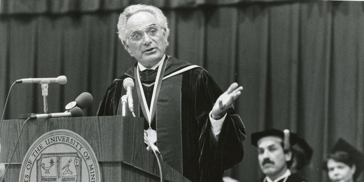 Former UMD Chancellor Lawrence Ianni addresses the crowd gathered to witness his inauguration at Romano Gymnasium on the UMD campus on October 30, 1988. Photo by Dave Ballard. From the Duluth News Tribune Photograph collection, U6236, Archives and Special Collections, Martin Library, University of Minnesota Duluth.