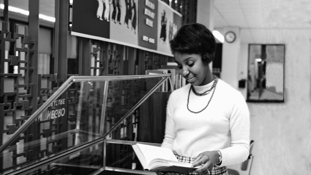 Diana Coleman Kelly in the UMD Library