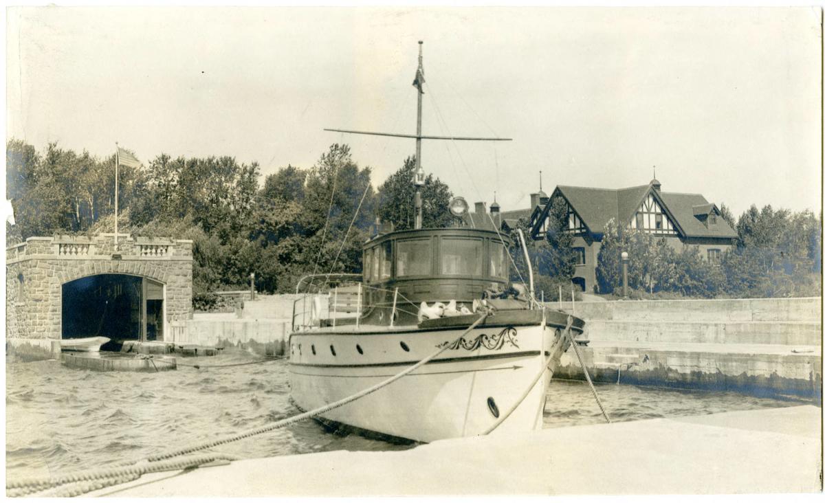 1914? photo of Hesperia, the Congdon's yacht, at Glensheen pier. University of Minnesota Duluth Glensheen historic mansion, Duluth, Minnesota