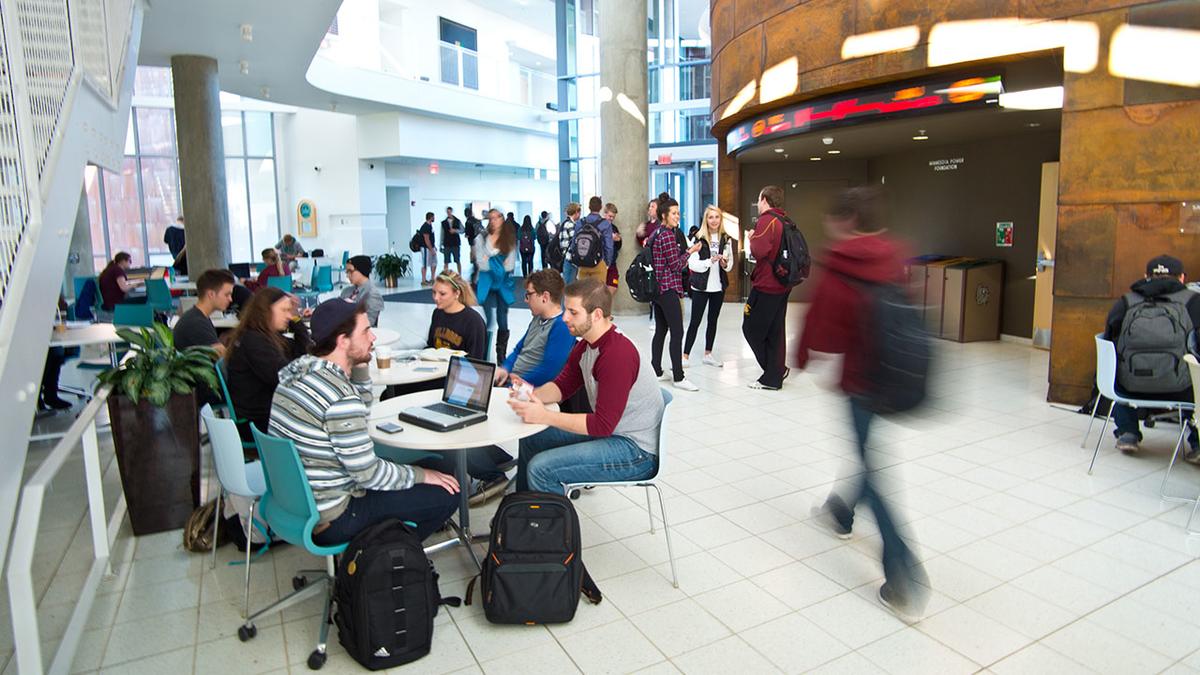 UMD's LSBE atrium filled with busy students