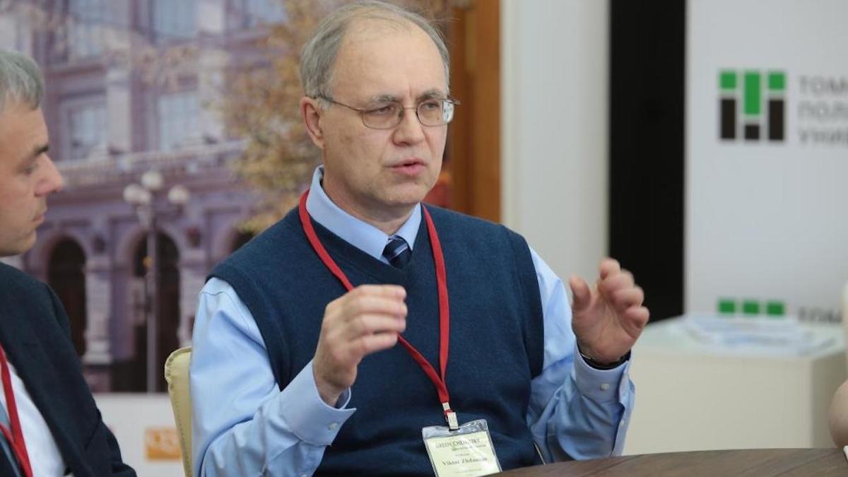 Professor Viktor Zhdankin