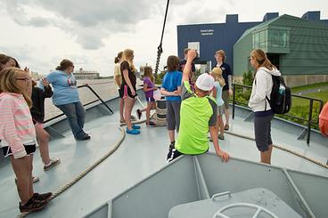 Students learn about lake research on the Blue Heron with Professor Elizabeth Minor.